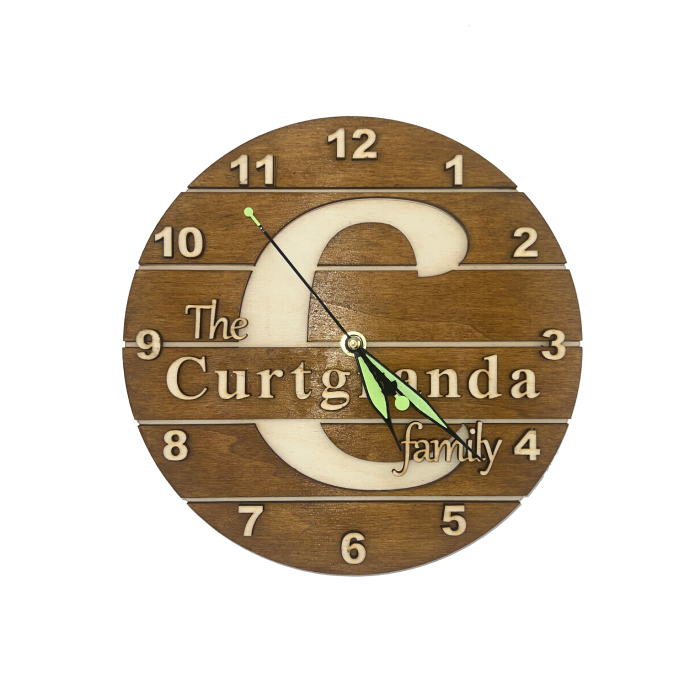 Orologio "The Family" personalizzato in legno